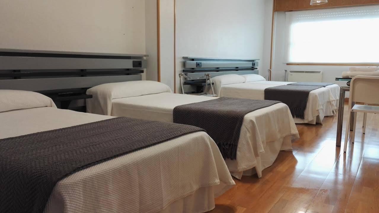 Hotel Ofi ア・コルーニャ エクステリア 写真